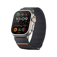 Bracelet nylon noir avec boucle ajustable et détail orange pour Apple Watch.