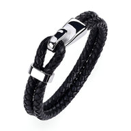 Bracelet homme noir en cuir tressé avec fermoir crochet en acier inoxydable brillant.