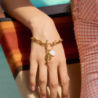 Bracelet à maille, pendentif poisson et coquillage, doré, en acier inoxydable, pour femme, modèle Lunith - La Boutique du Bracelet