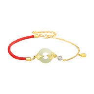 Bracelet femme fil rouge et argent 925 avec pierre de jade verte ronde et petit détail cœur en argent.