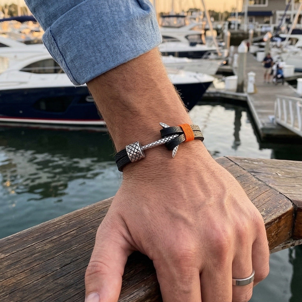 Men’s Anchor Bracelet in Leather and Stainless Steel, Nautical Marine-Style Bracelet with Silver Anchor and Decorative Cord, Torin Model