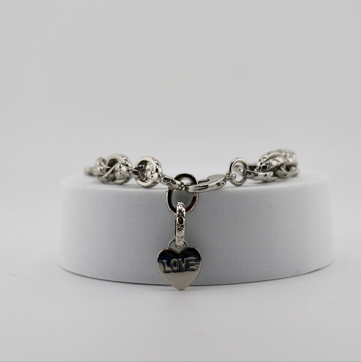 Bracciale Apple Watch, con catena e cuore, da donna, modello Donatia