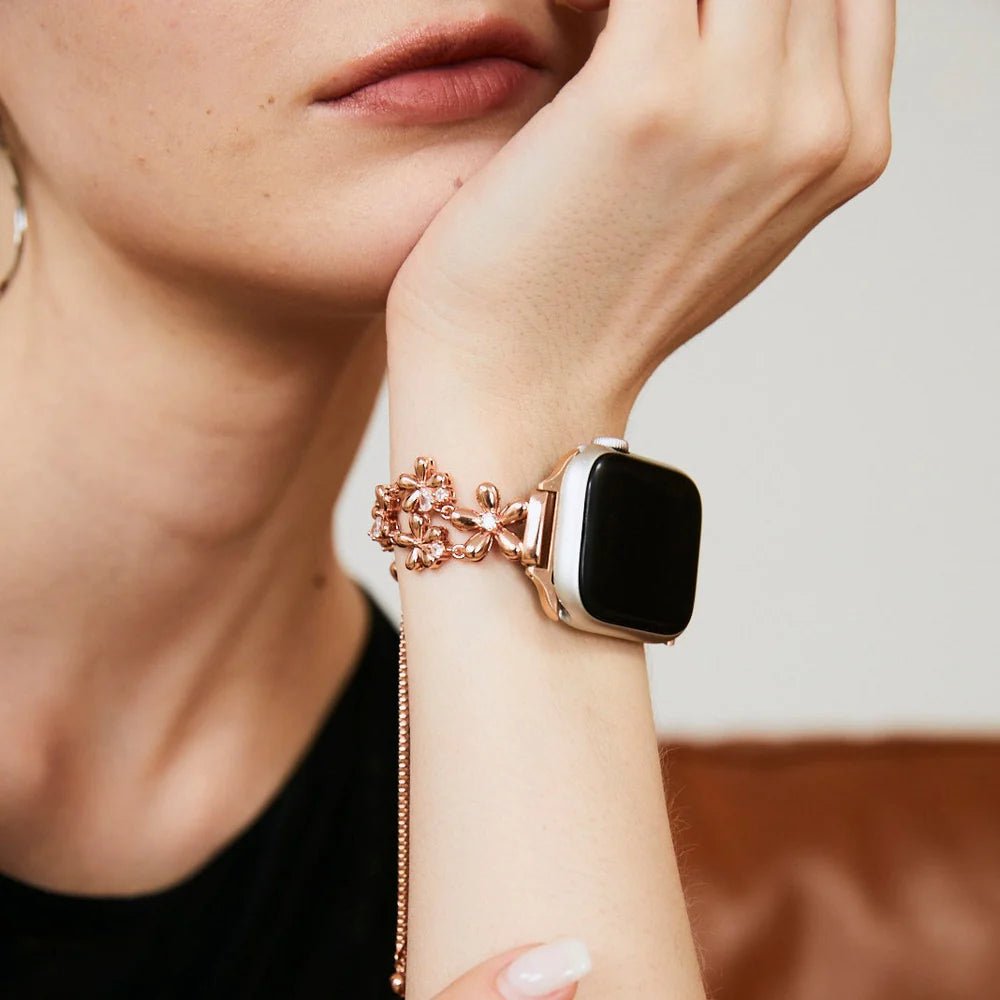 Bracelet Apple Watch, au style fleuri, été printemps, pétales de fleu, modèle Filie - La Boutique du Bracelet