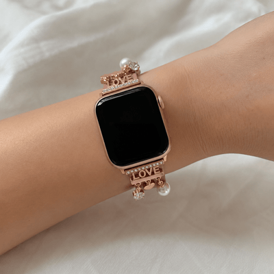 Κομψό βραχιόλι Apple Watch με λαμπερά γούρια για λαμπερή εμφάνιση, αγάπη και καρδιές, μοντέλο Erdia