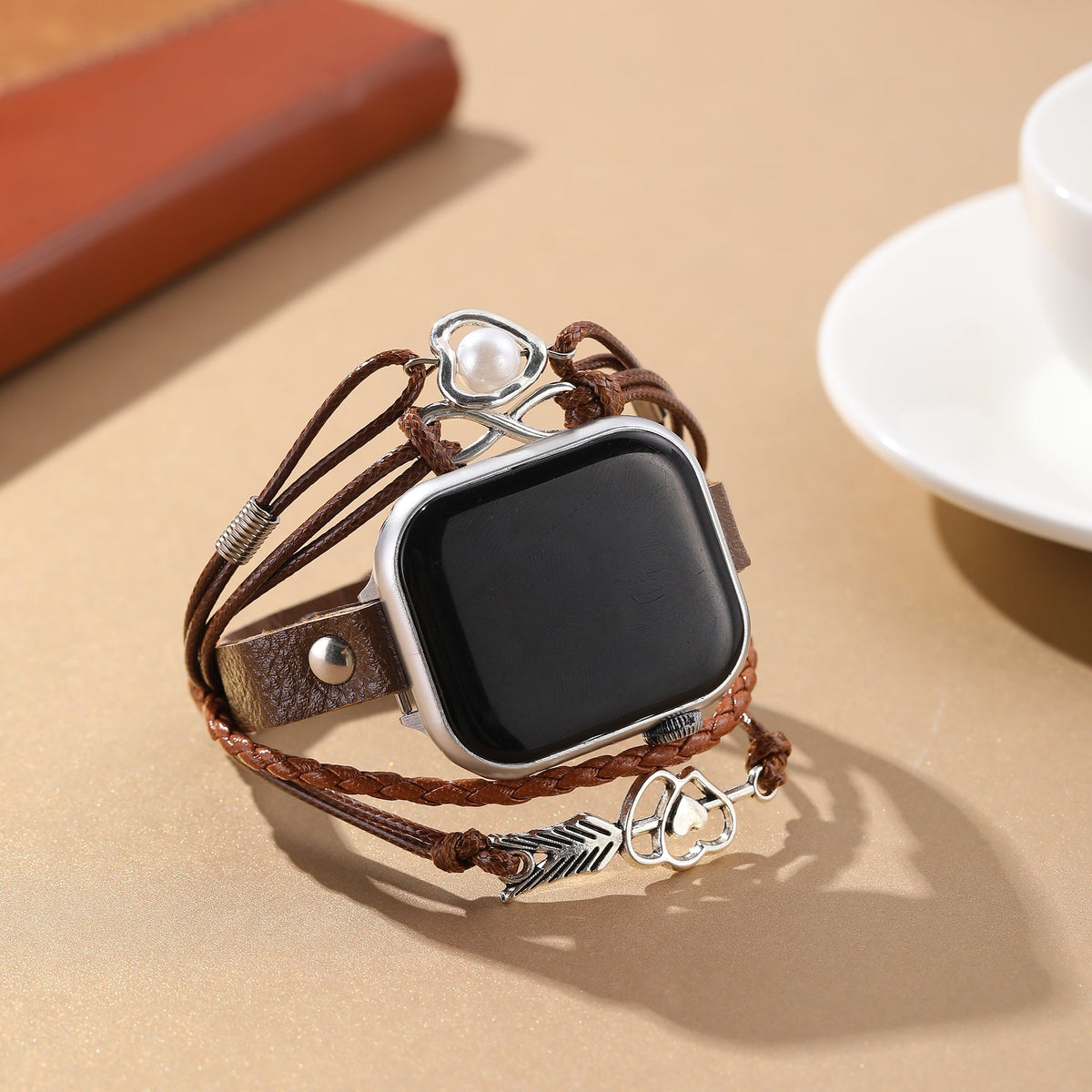 Apple Watch læderarmbånd til kvinder, uendeligt hjerte og sølvfarvet pil, flettet læderurrem med flere rækker, model Wendie