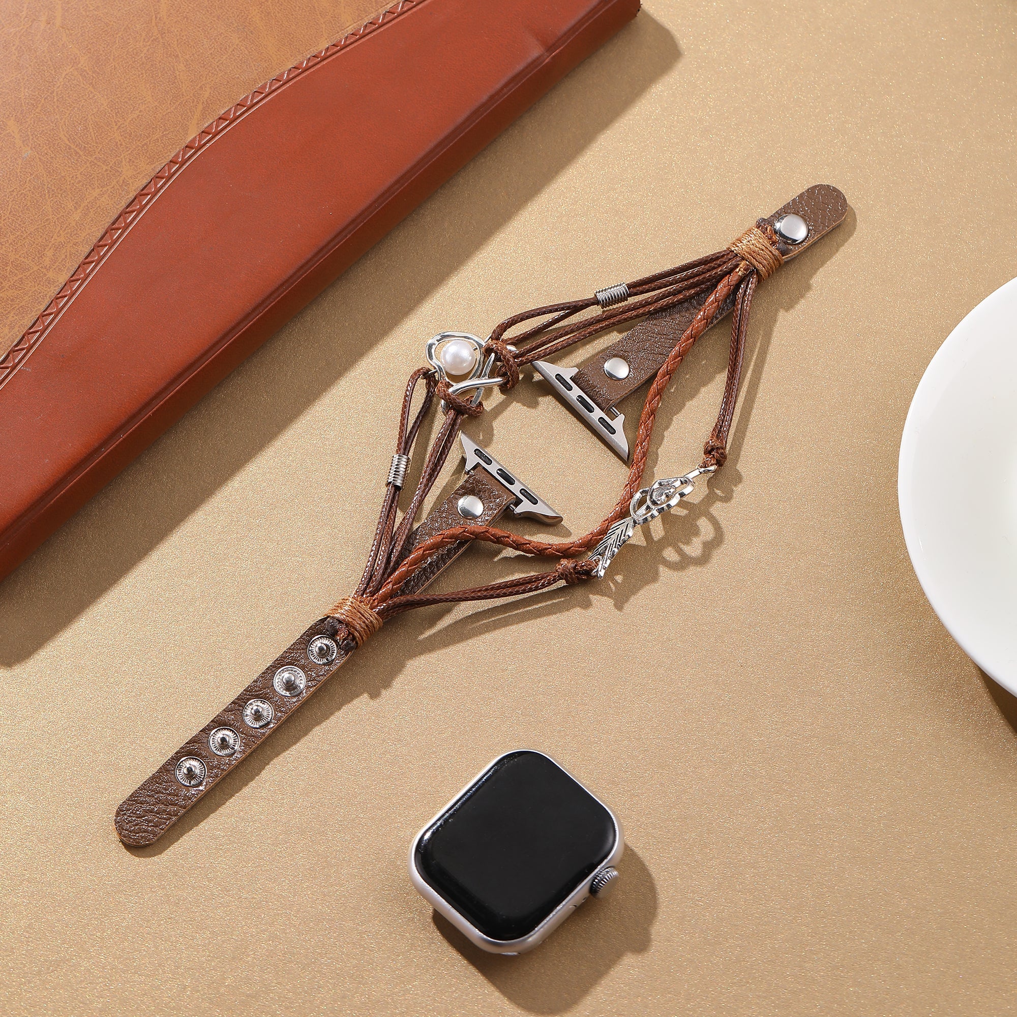 Bracelet Apple Watch cuir femme, cœur infini et flèche argentée, bracelet montre cuir tressé multi-rangs, modèle Wendie