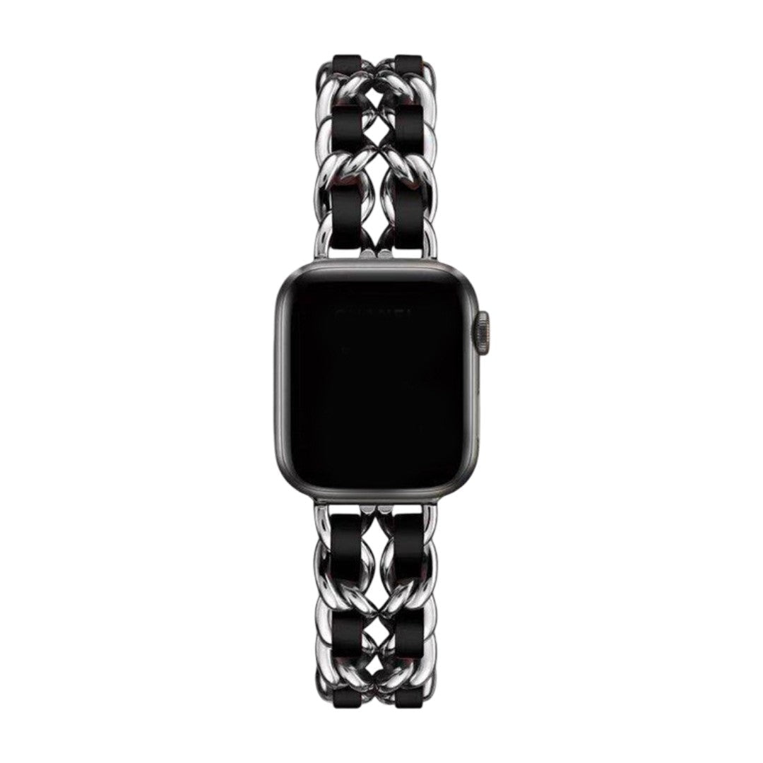 Bracelet Apple Watch femme fin en acier inoxydable argenté avec maillons larges et boucle solide brillante.