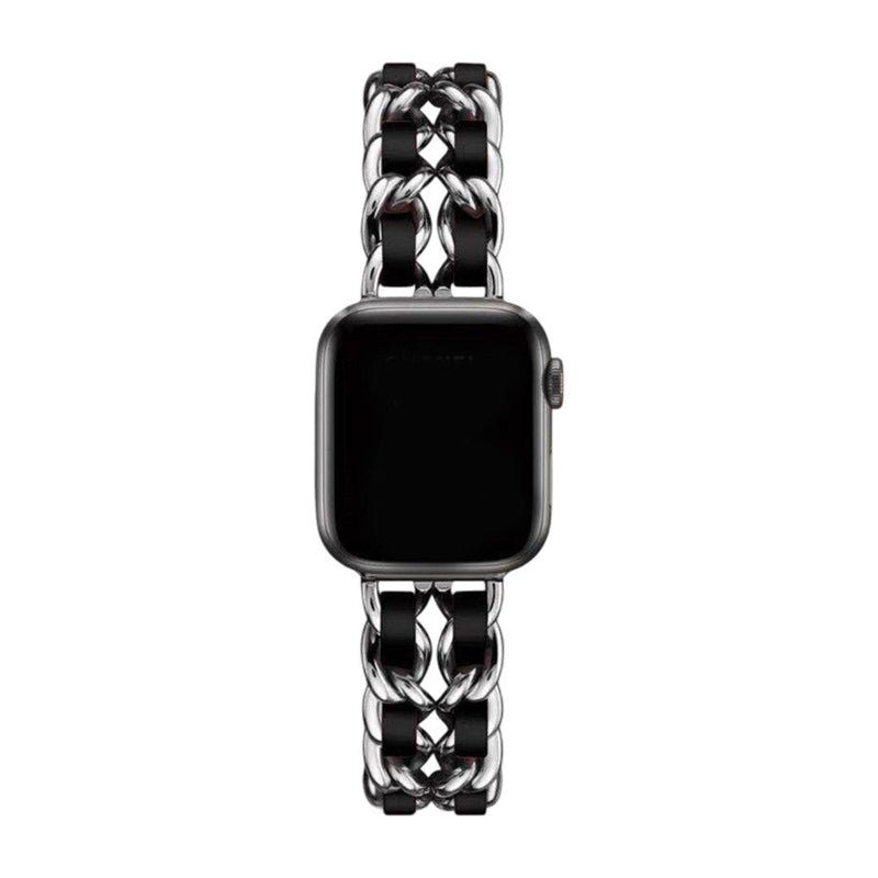 Bracelet Apple Watch femme fin en acier inoxydable argenté avec maillons larges et boucle solide brillante.