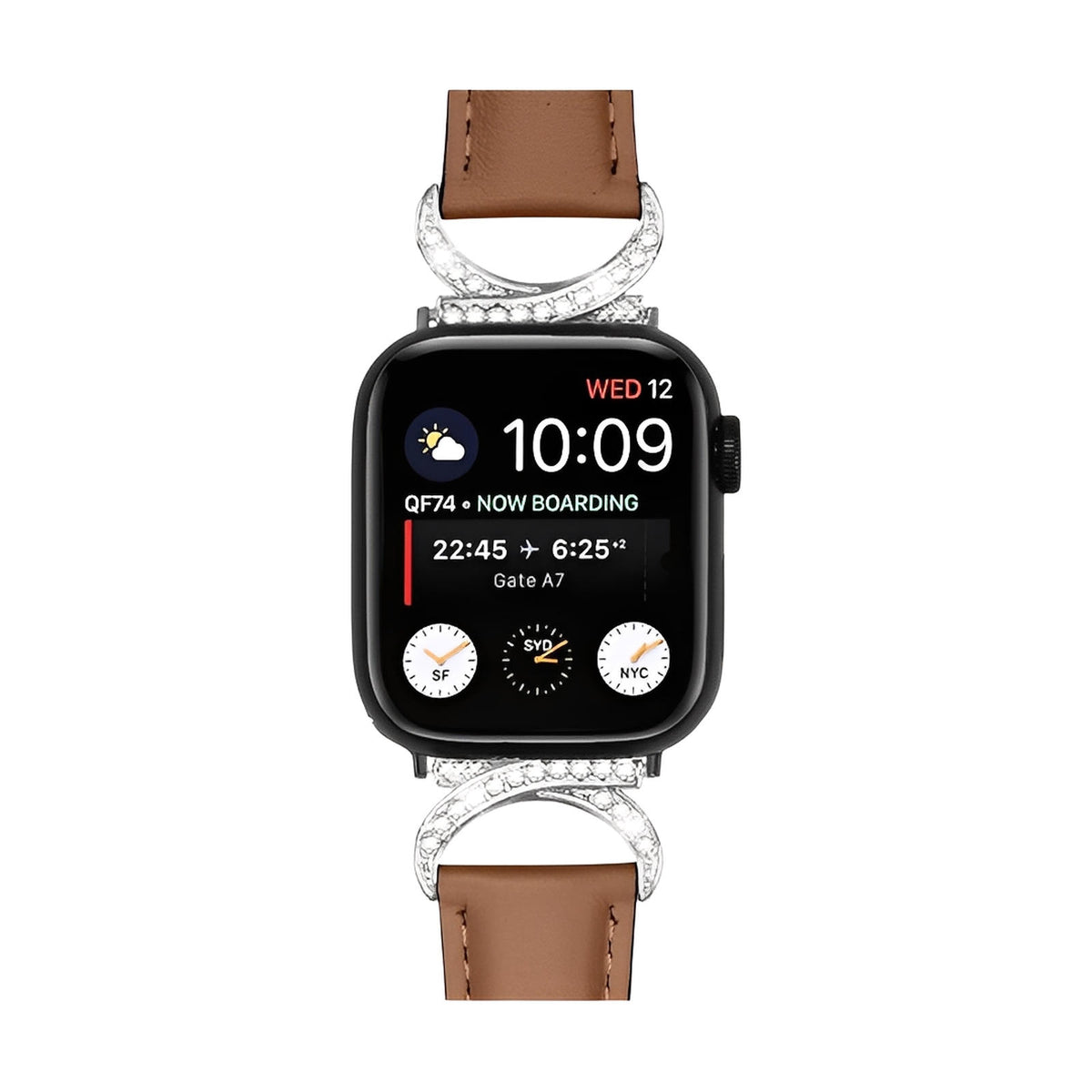 Bracelet Apple Watch en cuir marron avec boucle en C argentée ornée de strass scintillants.