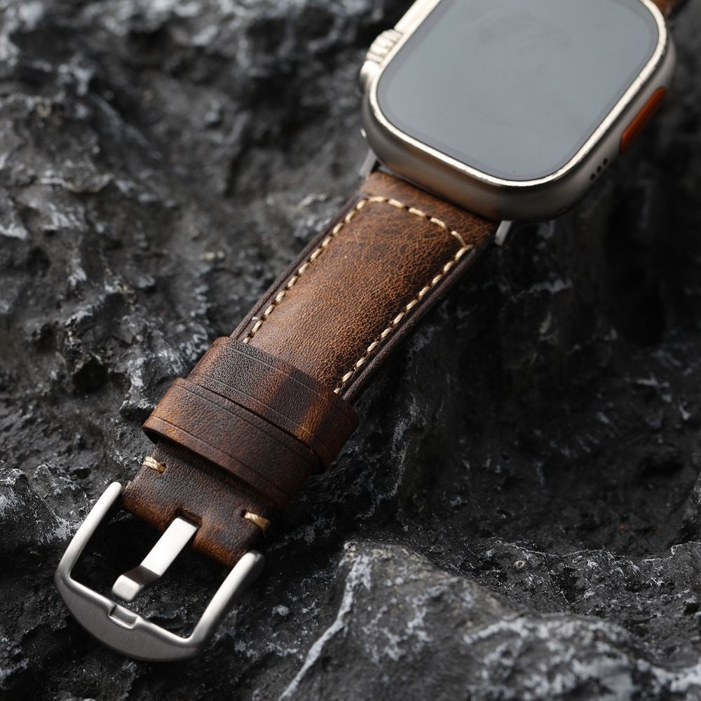 Pulsera para Apple Watch de cuero marrón vintage, textura natural envejecida, sujeción cómoda, hebilla de acero negra o plateada, modelo Octave