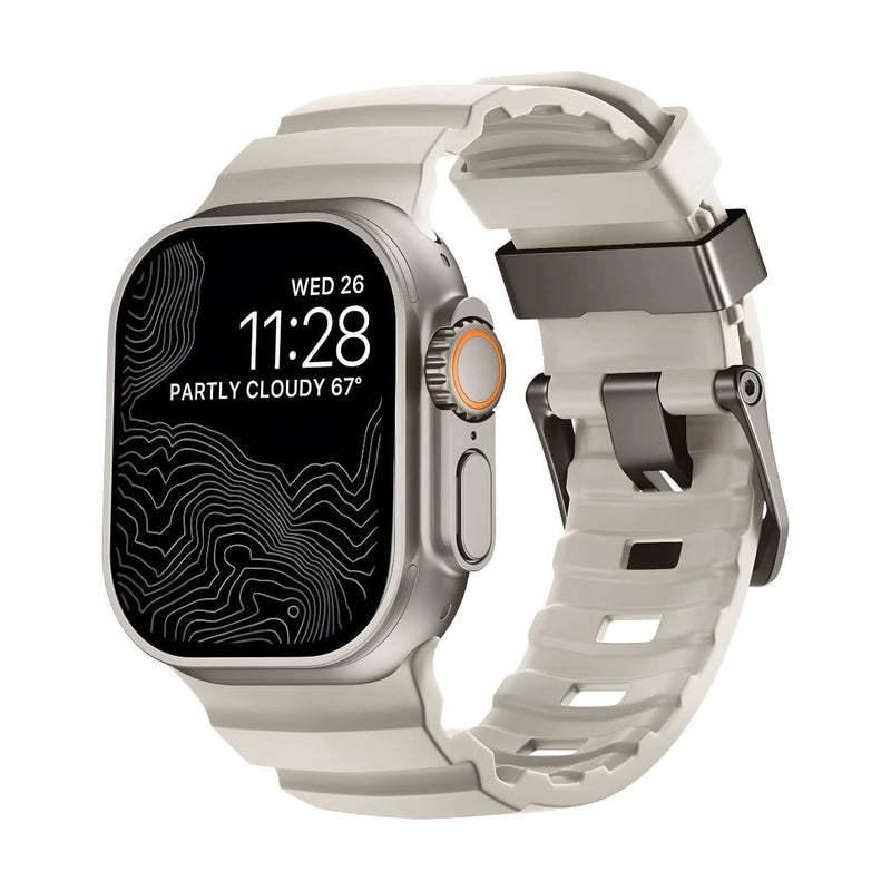 Bracelet Apple Watch en silicone beige renforcé avec boucle métallique solide, style moderne pour Apple Watch 44-49mm.