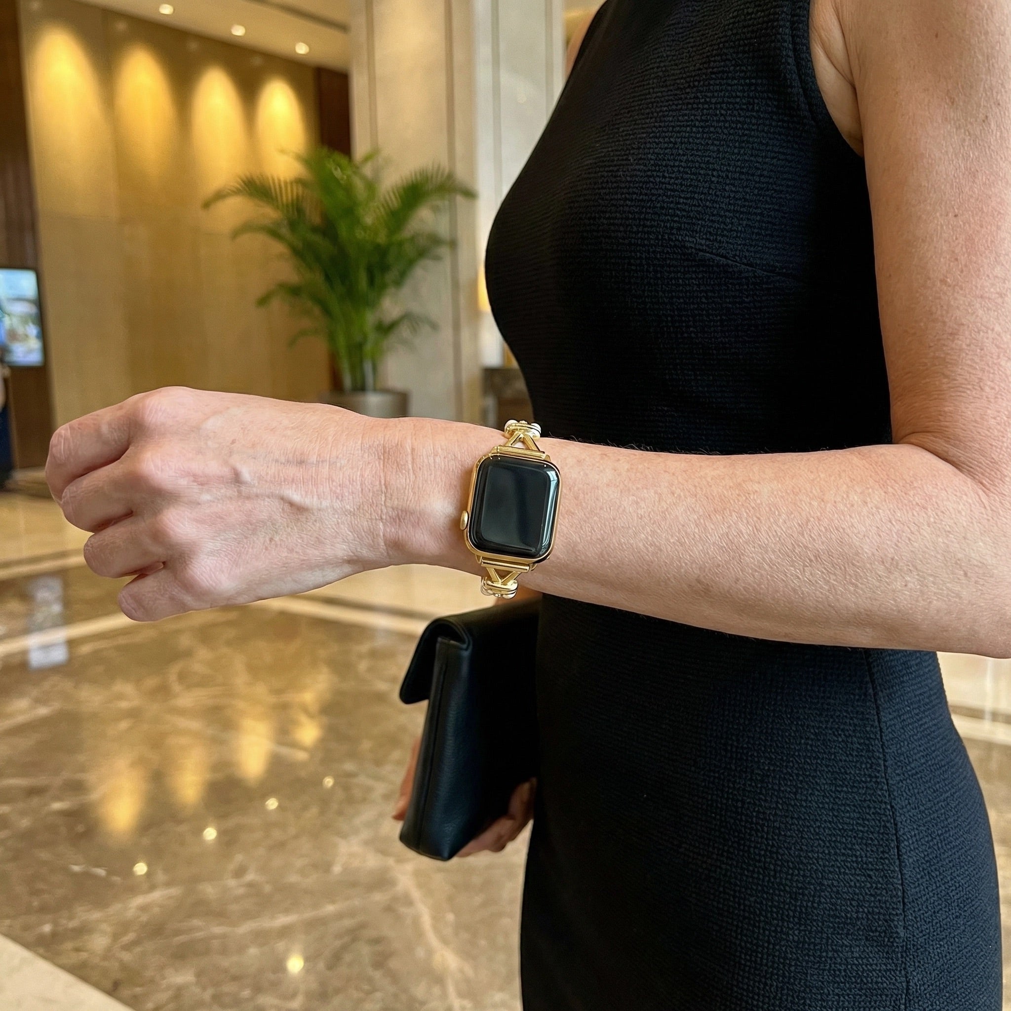 Apple Watch Bracelet for Women, White Beads and Modern Metal, Chic Look, Yizelle Model