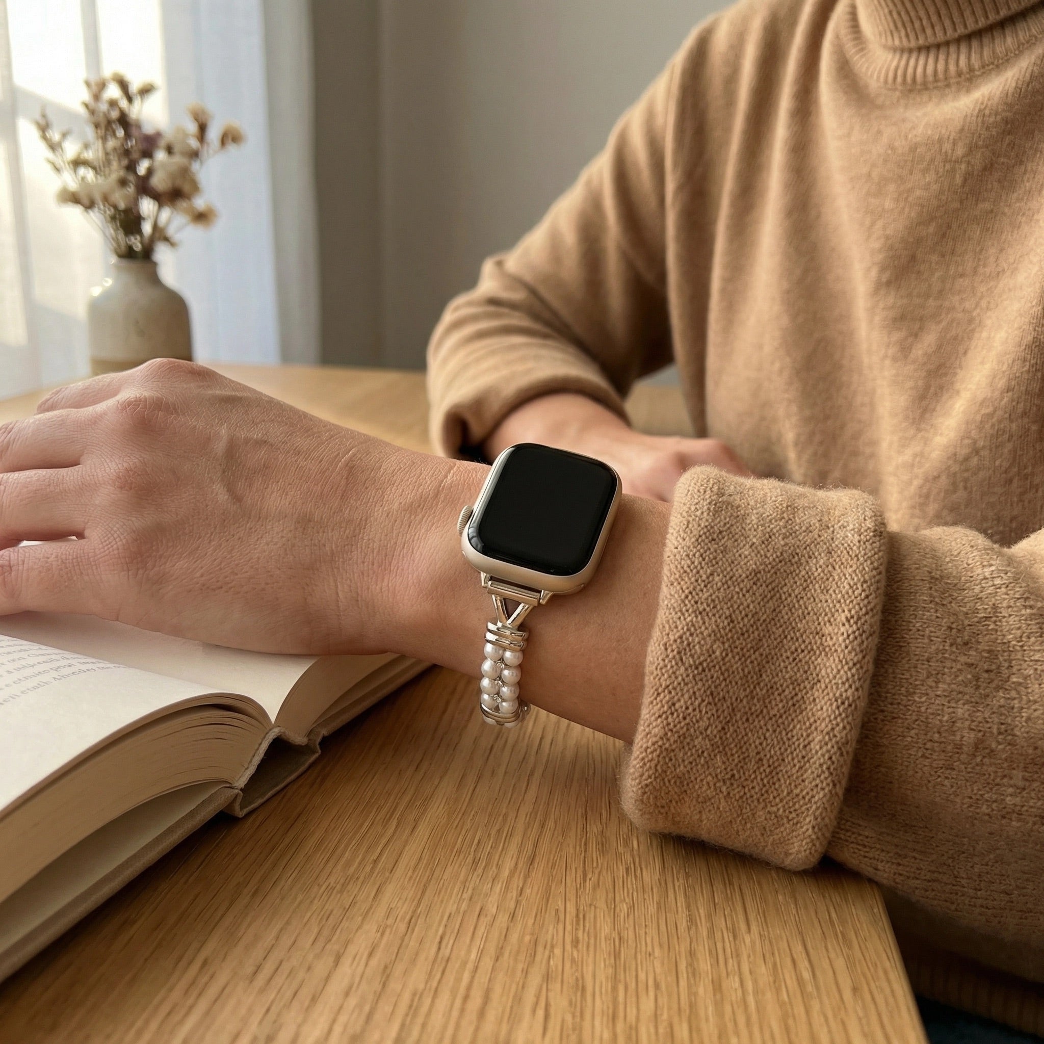 Apple Watch Bracelet for Women, White Beads and Modern Metal, Chic Look, Yizelle Model