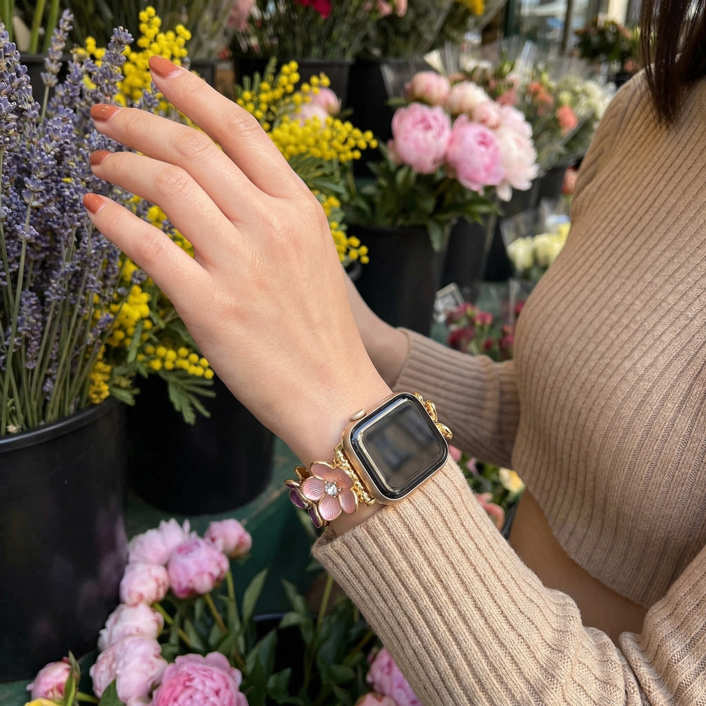 Florianne Floral Alloy Apple Watch Bracelet, Elegant Feminine Jewelry, Refined Wrist Accessory, Floral Set for Smartwatch