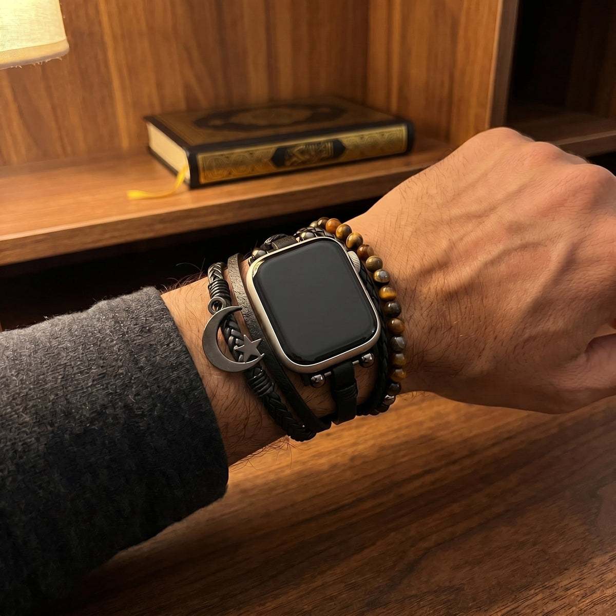 Bracelet Apple Watch homme, cuir tressé noir, pierres œil de tigre, symbole hilal, fermoir ajustable, modèle Selim