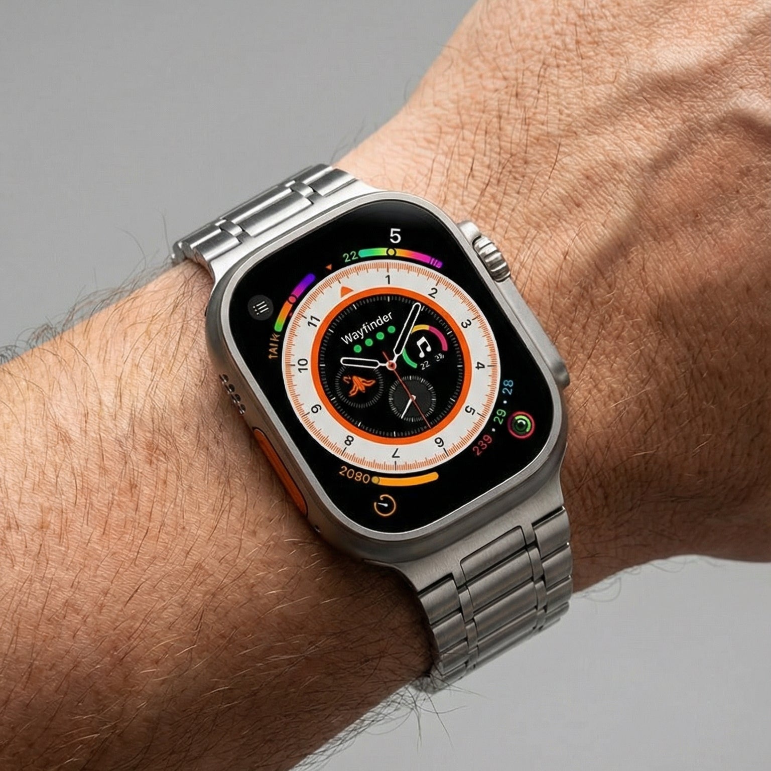 Bracelet Apple Watch magnétique en métal, design élégant à maillons, confort ajustable, modèle Hask