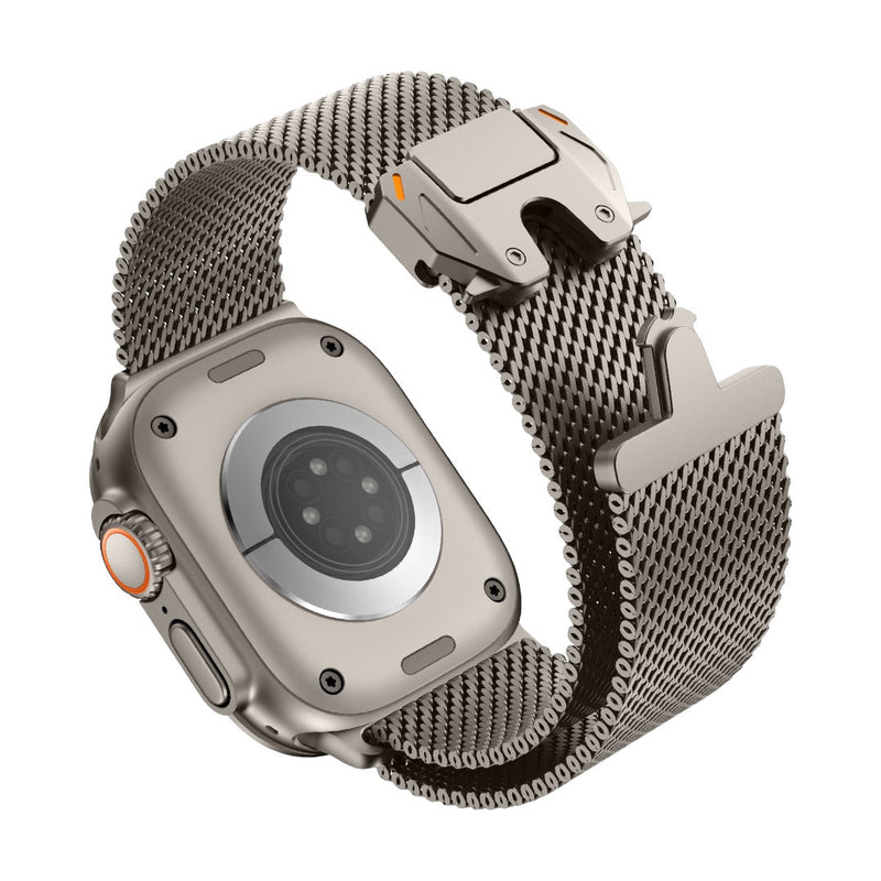 Bracelet Apple Watch maille milanaise en acier inoxydable gris argenté avec fermoir sécurité tactique robuste.