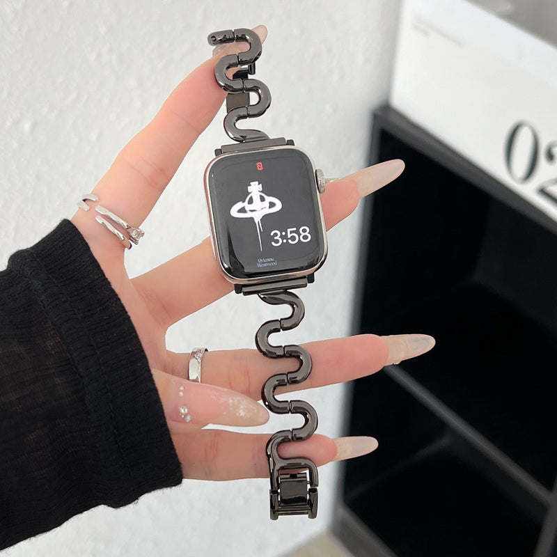 Apple Watch bracelet with wavy metal links, modern S-shaped design, adjustable push-button clasp, Sydia model