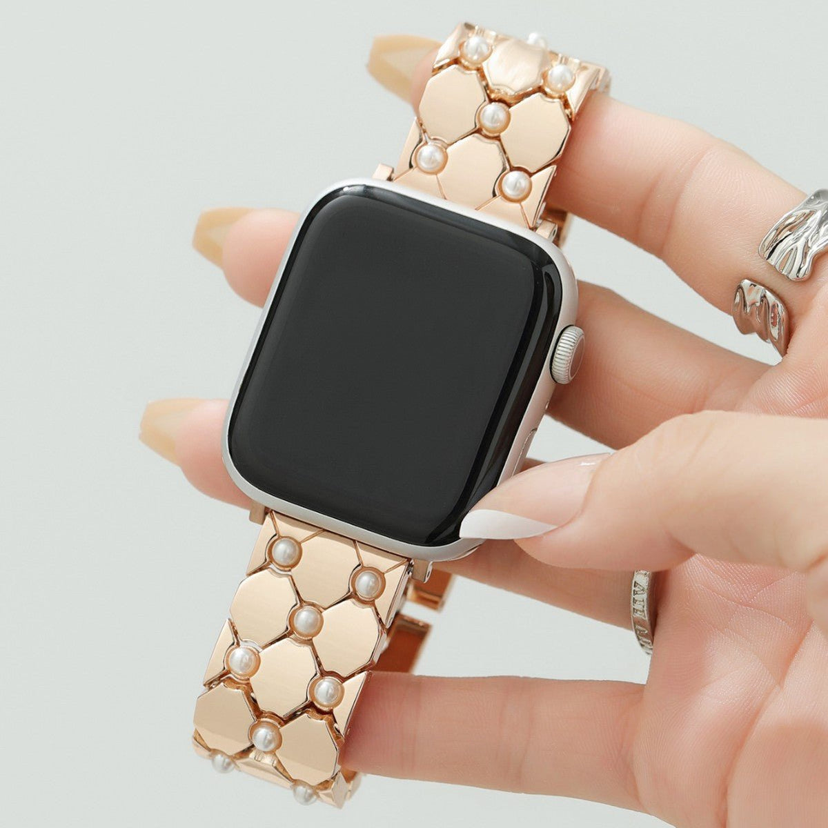 Apple Watch beaded metal bracelet, elegant geometric links, refined polished finish, Pita model