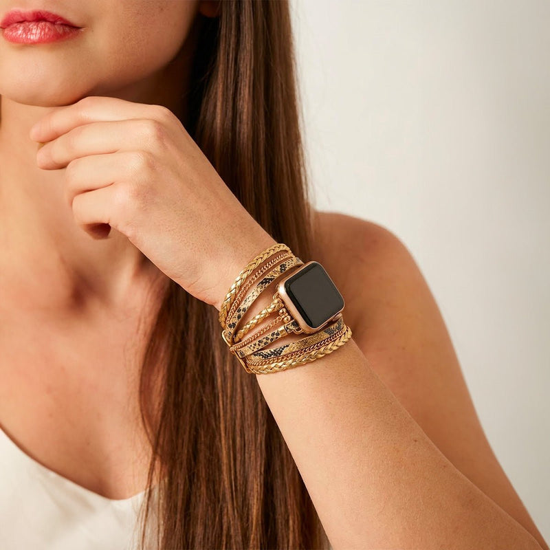 Bracelet multi-rangs effet serpent doré en simili vegan avec chaînes, fermoir boucle pour Apple Watch.