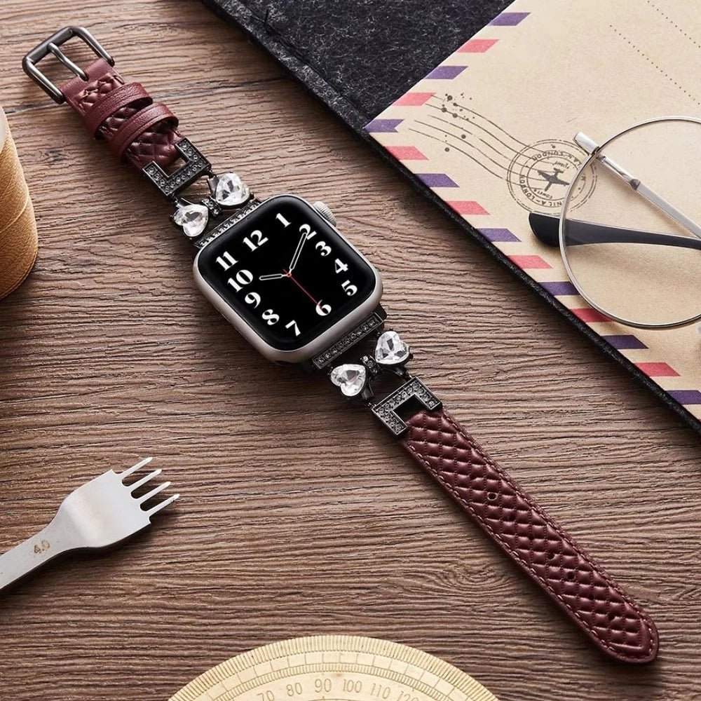 Bracelet Apple Watch, pour femme, chic en cuir, ruban à strass scintillant, modèle Bellita - La Boutique du Bracelet