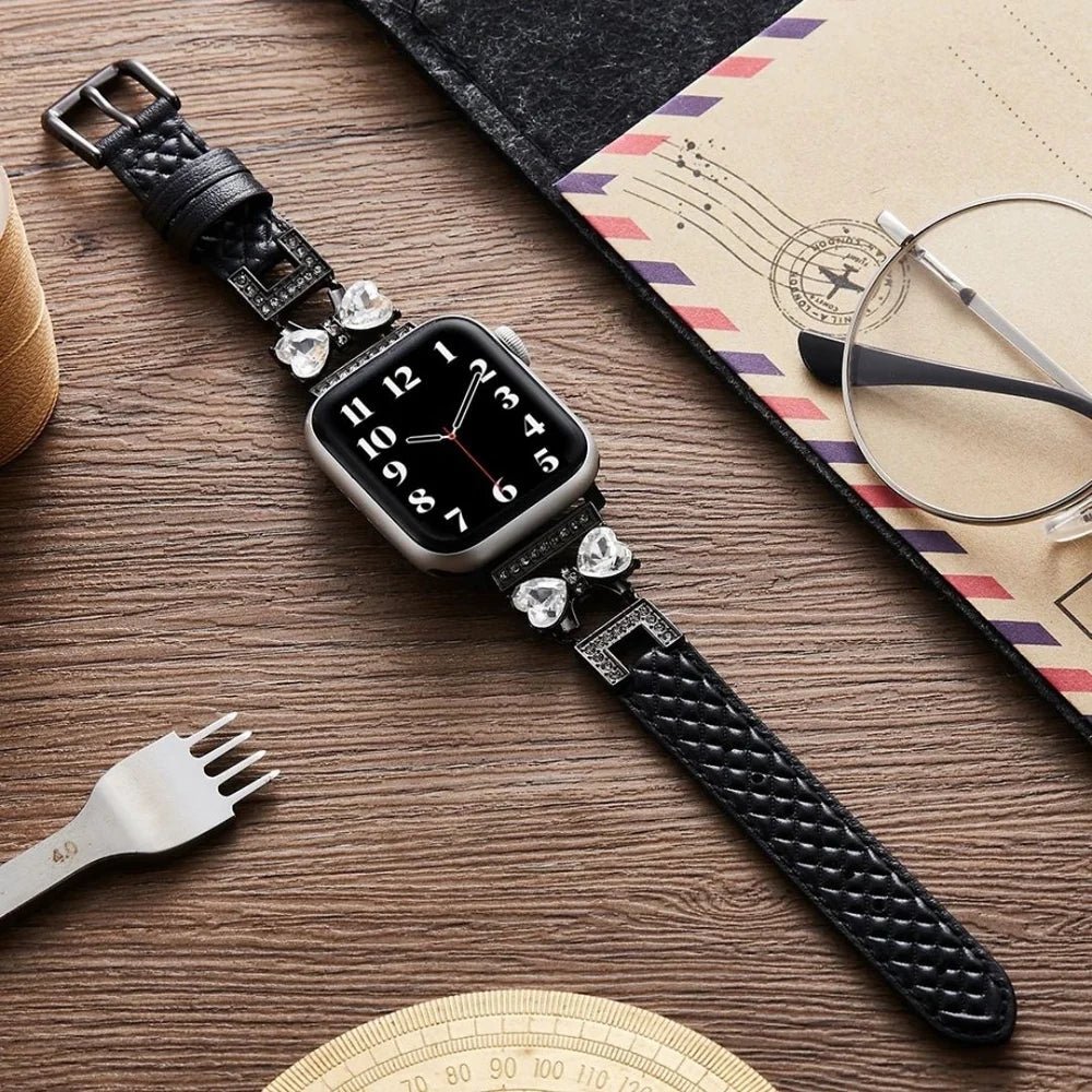 Bracelet Apple Watch, pour femme, chic en cuir, ruban à strass scintillant, modèle Bellita - La Boutique du Bracelet