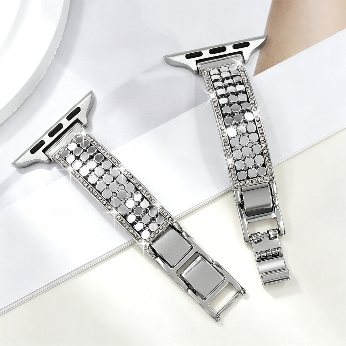 Apple Watch Bracelet for Women, Hexagonal Mesh in Metal Alloy, Shiny Details, Adjustable Clasp, Simia Model