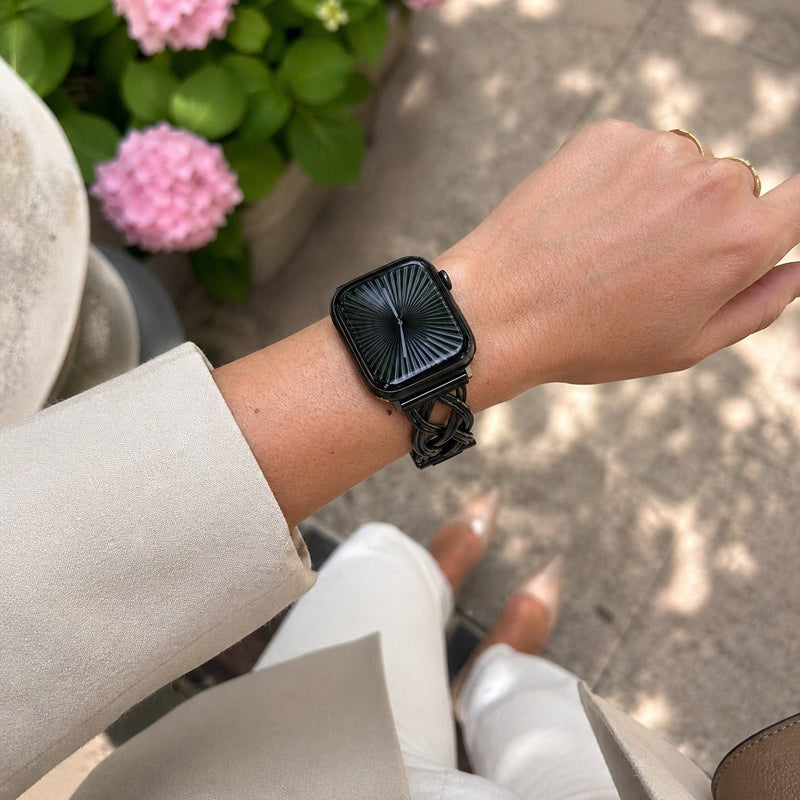 Apple Watch-armbånd til kvinder, flettet rem i metallegering, justerbar med kliklås, elegant finish, kompatibel med alle serier, model Kobane
