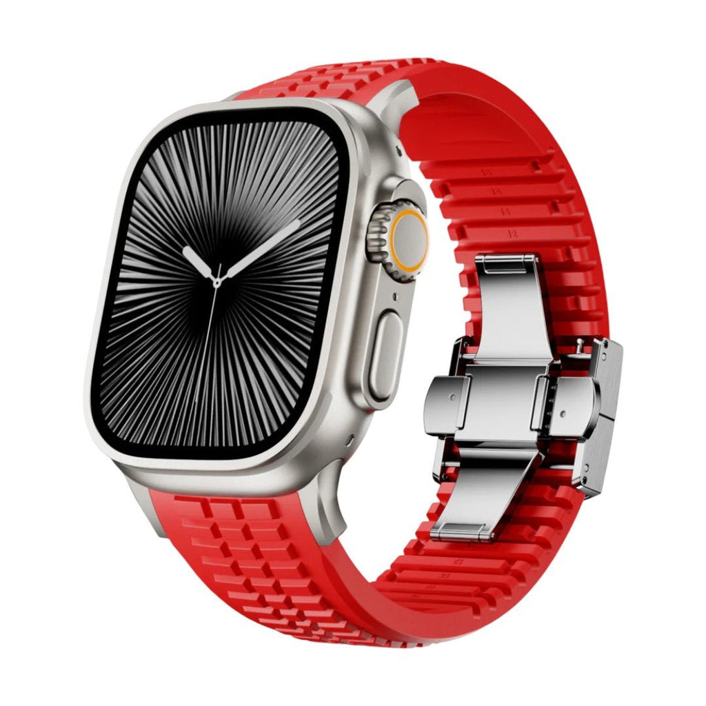Bracelet sport rouge en silicone texturé pour Apple Watch, boucle ajustable double en métal argenté.