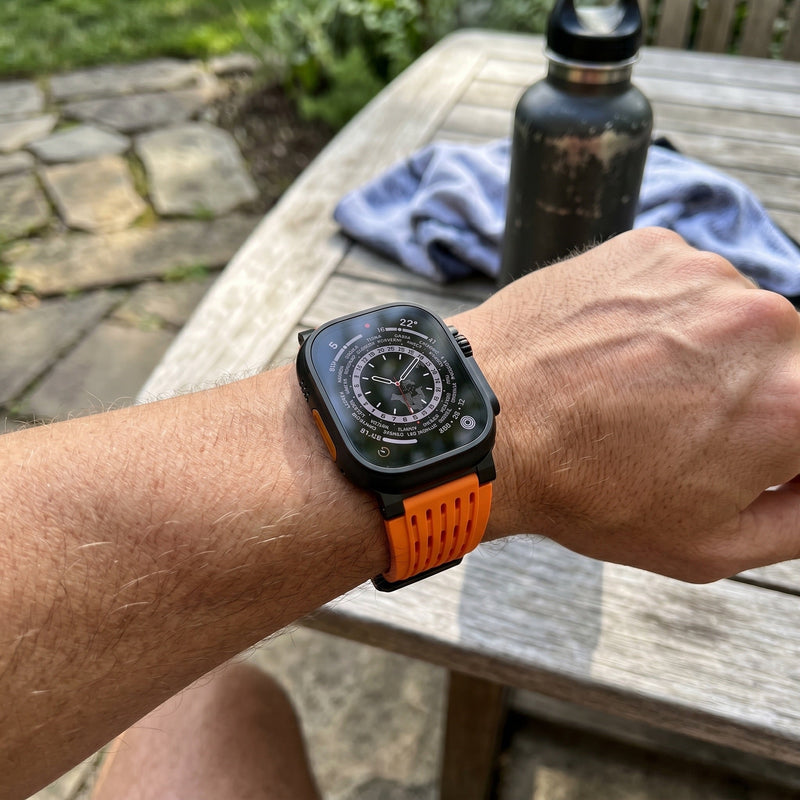 Apple Watch sportsarmbånd i åndbart silikone, spænde i rustfrit stål, tilbehør til smartwatch, ergonomisk design, model Arda