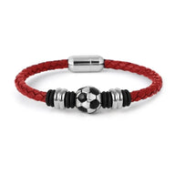 Bracelet en cuir rouge tressé avec ballon de foot en acier inoxydable noir et argenté pour homme.