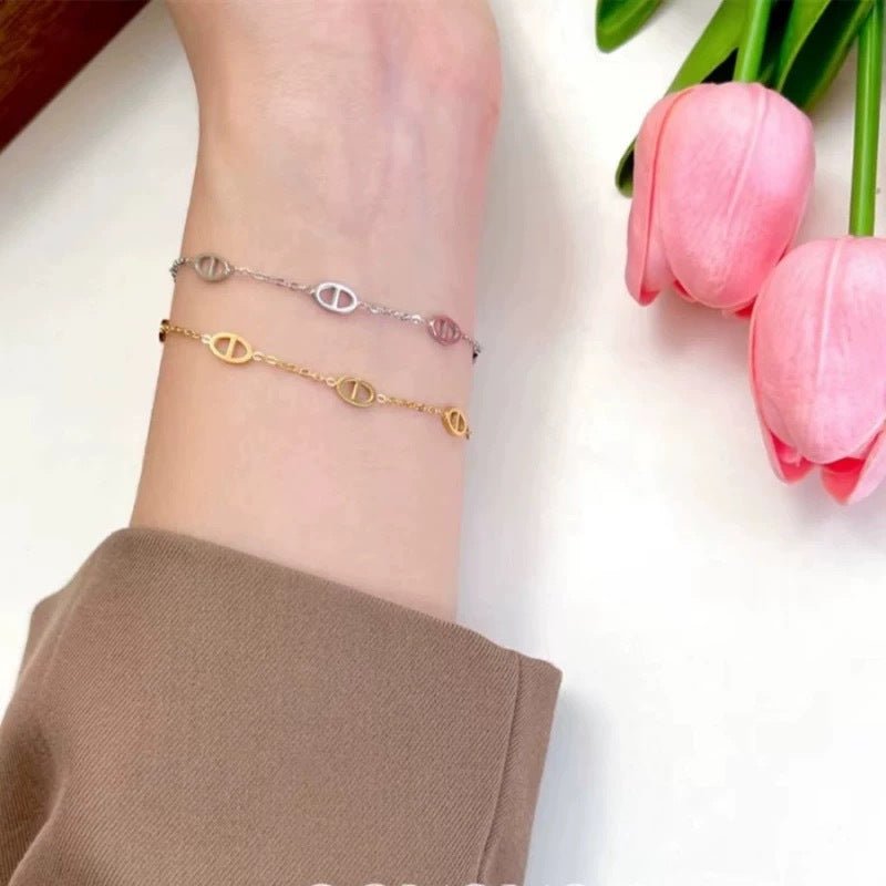 Bracelet chaîne, double D, maille marine, chic et élégant, pour femme, modèle Dayada - La Boutique du Bracelet