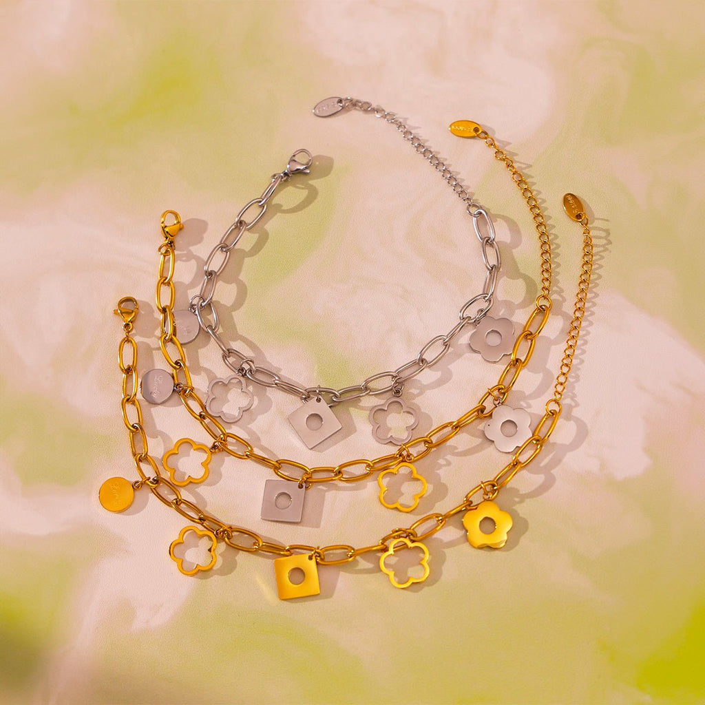 Bracelet chaîne, pendentifs fleurs, doré, en acier inoxydable, pour femme, modèle Elinia - La Boutique du Bracelet