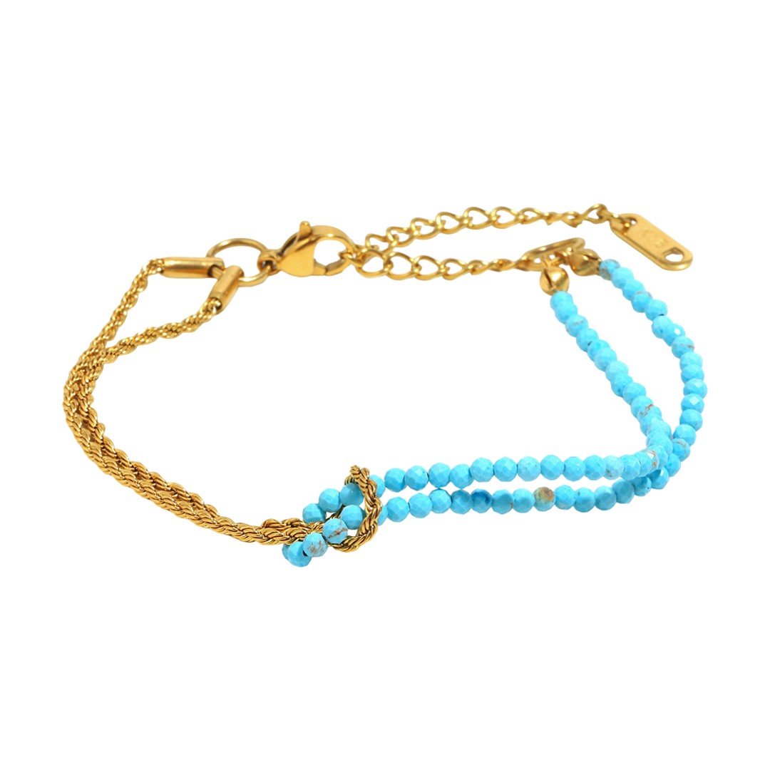 Bracelet doré chaîne torsadée avec perles turquoise et bleues en pierres naturelles, fermoir ajustable.