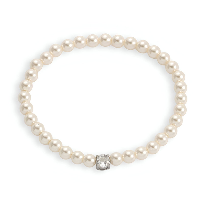 Bracelet chic pour femme en perles d’imitation blanches avec un strass carré argenté.