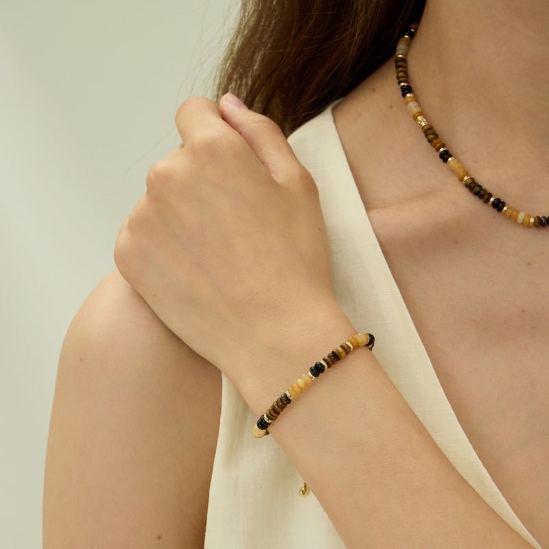 Bracelet chic, pierres précieuses style oeil de tigre, fines, pour femme, modèle Almire - La Boutique du Bracelet