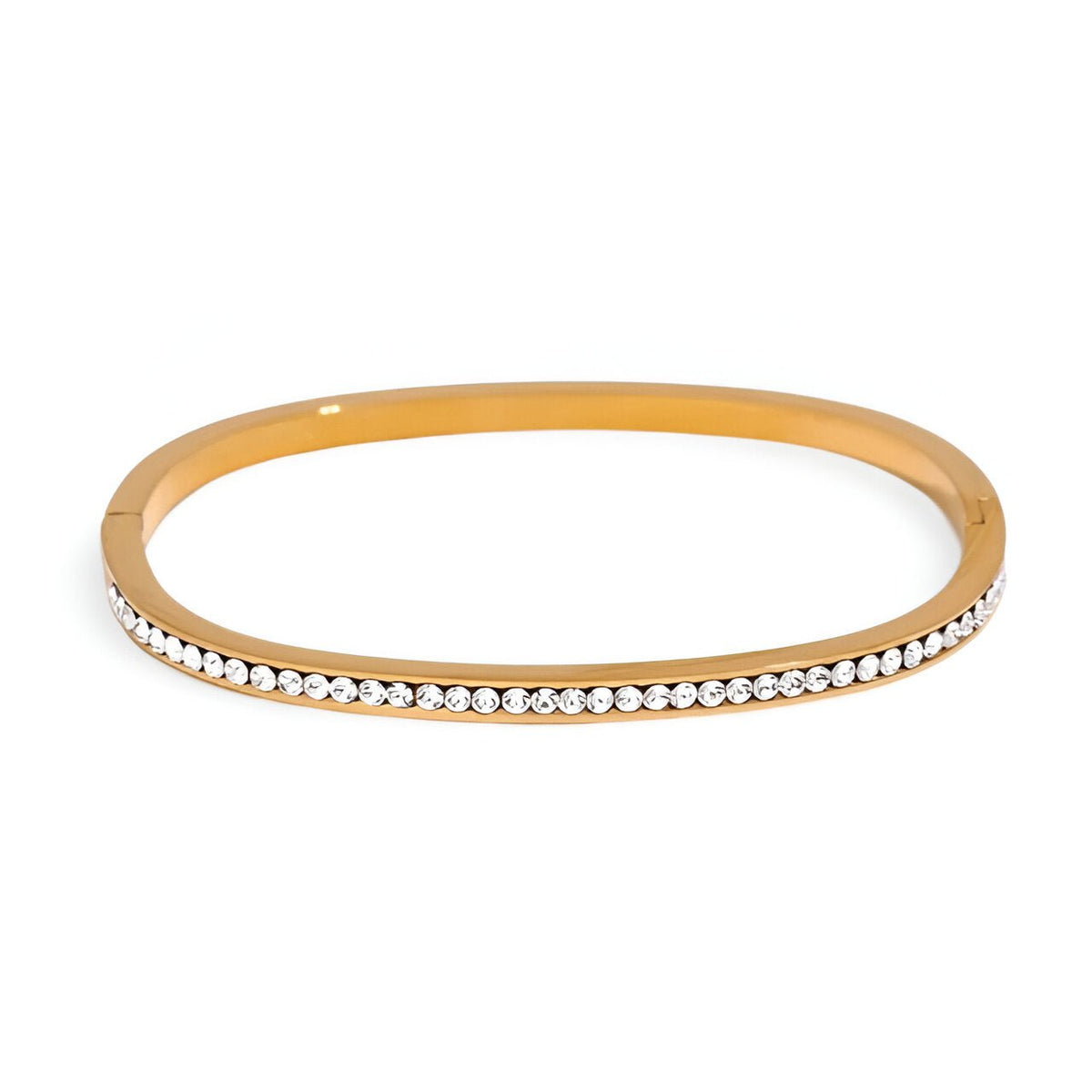 Bracelet fin plaqué or en acier inoxydable avec rangée de petits cristaux brillants.
