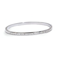 Bracelet fin en acier inoxydable plaqué or avec rangée de petites pierres brillantes, style Vynette.