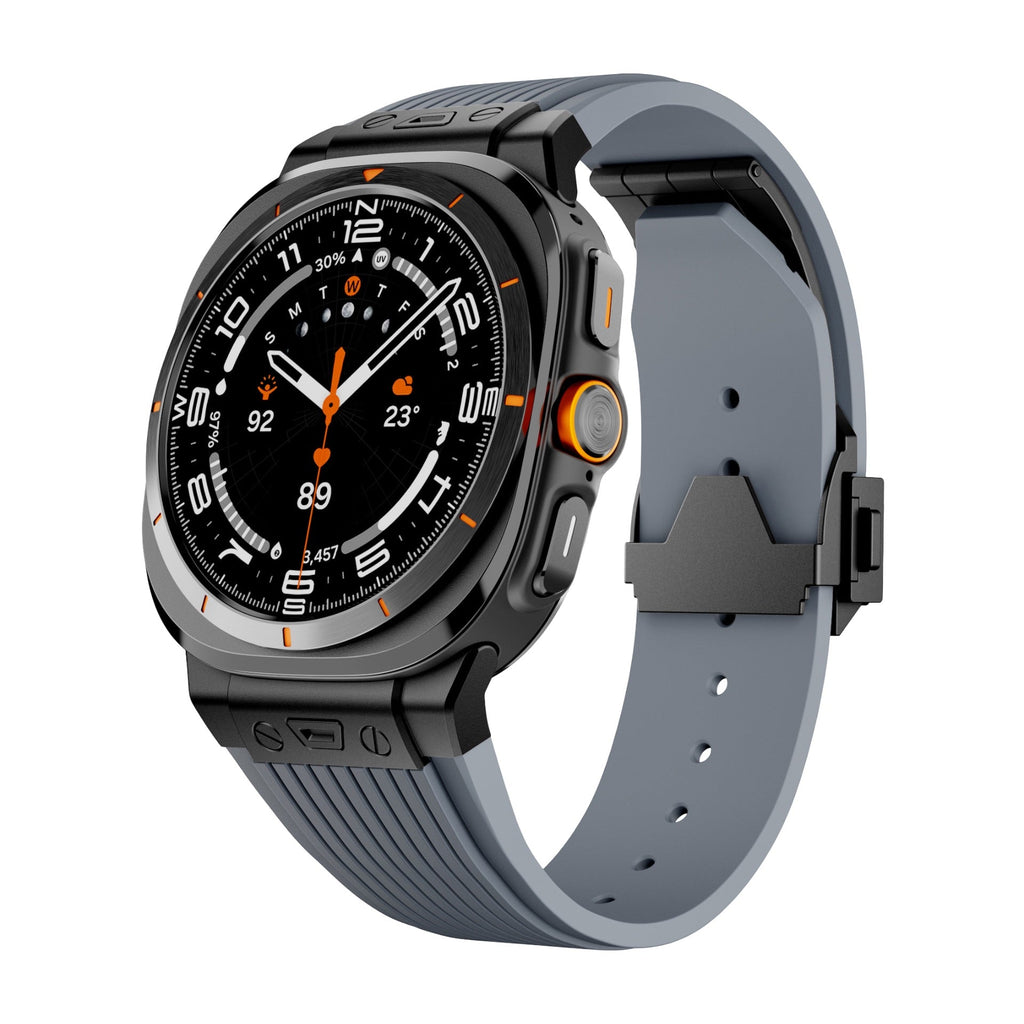 Bracelet silicone gris et noir 22 mm pour Samsung Galaxy Watch Ultra avec fixation ferme.