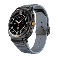 Bracelet silicone gris et noir 22 mm pour Samsung Galaxy Watch Ultra avec fixation ferme.