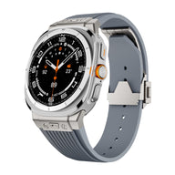 Bracelet silicone gris à fixation ferme pour Samsung Galaxy Watch Ultra modèle Touko.