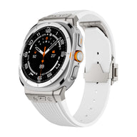 Bracelet en silicone blanc et argent pour Samsung Galaxy Watch Ultra, fixation ferme, 22 mm.