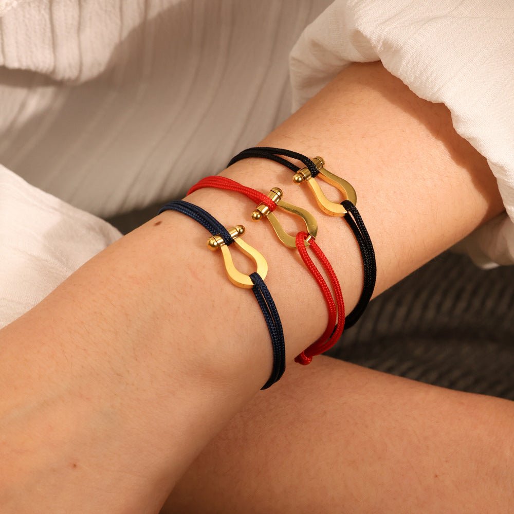 Verstellbares Armband aus Nylonband, Hufeisen-Motiv aus Edelstahl, Modell Ulrich