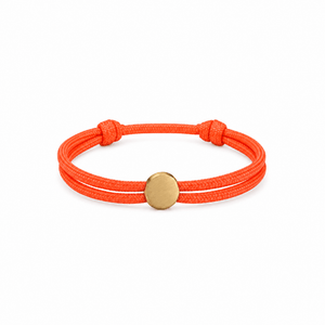 Bracelet Marsin Orange et or, cordon ajustable et pastille ronde, posé de face sur fond blanc