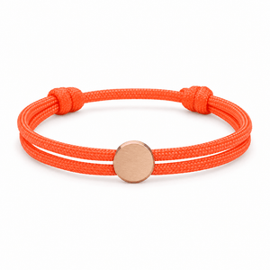 Bracelet Marsin Orange et or rosé, cordon ajustable et pastille ronde, posé de face sur fond blanc