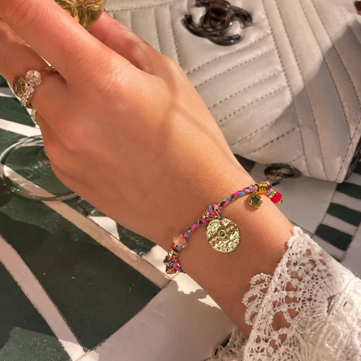Pulseira de cordão ajustável para senhora, joia em aço inoxidável, medalhão dourado com pedra de cristal, acessório tendência em esmalte, pulseira entrançada multicolor, modelo Piuna