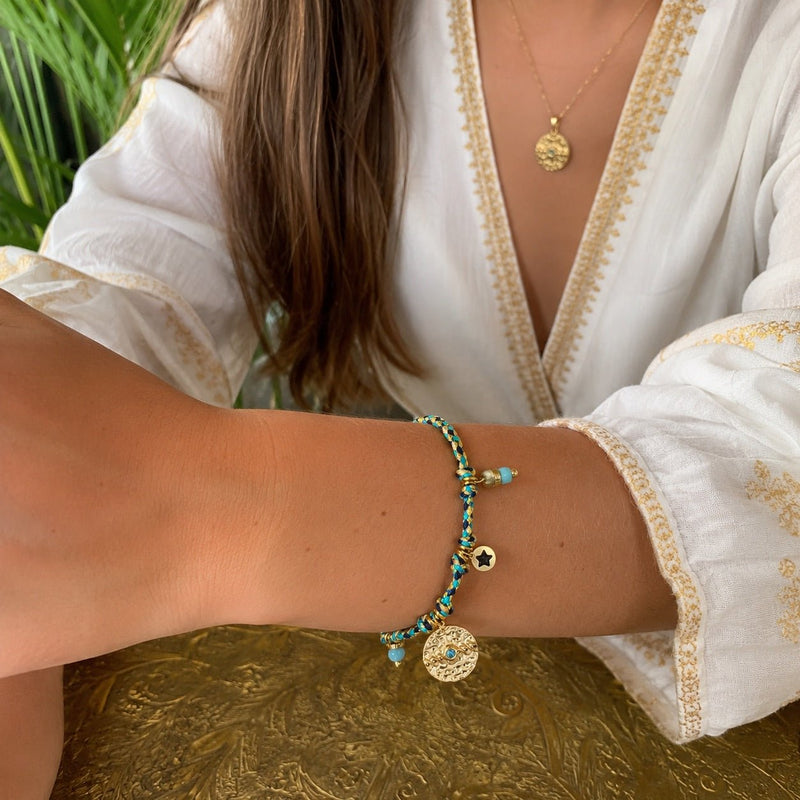 Pulsera de cordón ajustable para mujer, joya de acero inoxidable, medallón dorado con piedra de cristal, accesorio de moda con esmalte, esclava trenzada multicolor, modelo Piuna
