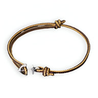 Bracelet homme cordon marron avec ancre marine argentée coulissante.