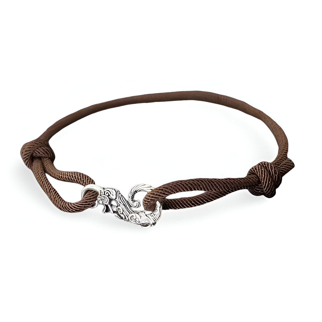 Bracelet cordon marron avec dragon argenté sculpté et fermoir coulissant pour homme.