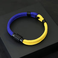 Bracelet cordon double bi-colore bleu et jaune avec nœud et fermoir noir pour homme modèle Germain.